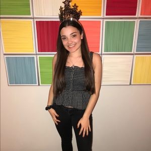 Meet your Posher, Gabriella